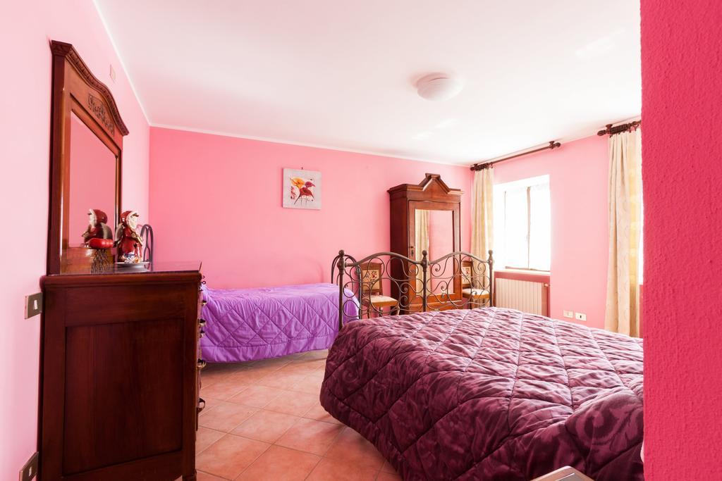 Bed And Breakfast Val D'Oche Castel Boglione Szoba fotó